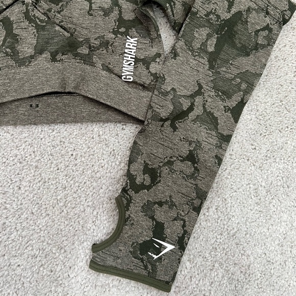 Adapt camo top - Picture 3 of 5